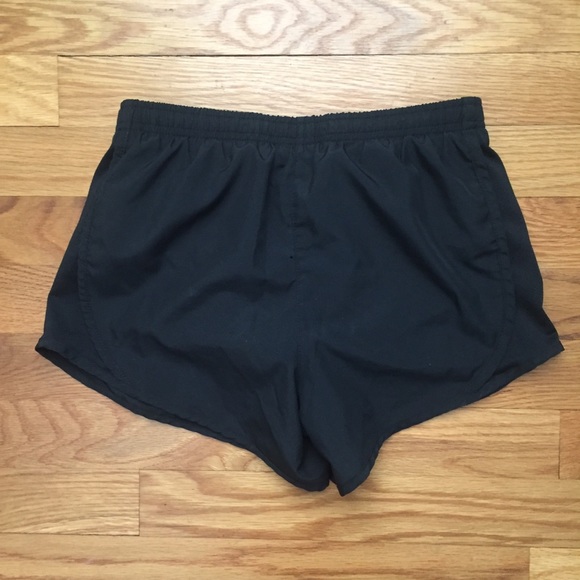 2 Nike DRI-FIT Shorts - Picture 5 of 6